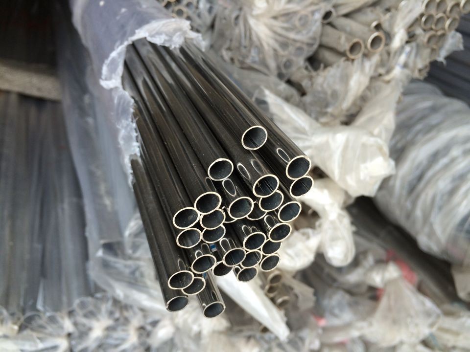 304不銹鋼毛細管高清大圖賞析 工業(yè)精密的細膩之美
